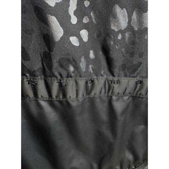 VOLCOM Westland Insulated jacket Women's size M NOT Gore-Tex - Picture 6 of 8